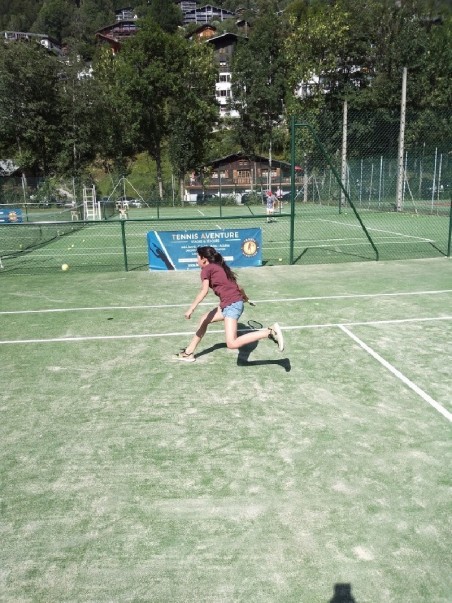 Teens tennis course (11-17 y/o) - 1hr30/day - Morzine