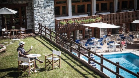 Voyage Tennis - Hôtel 3* Altitude - Val d'Isère